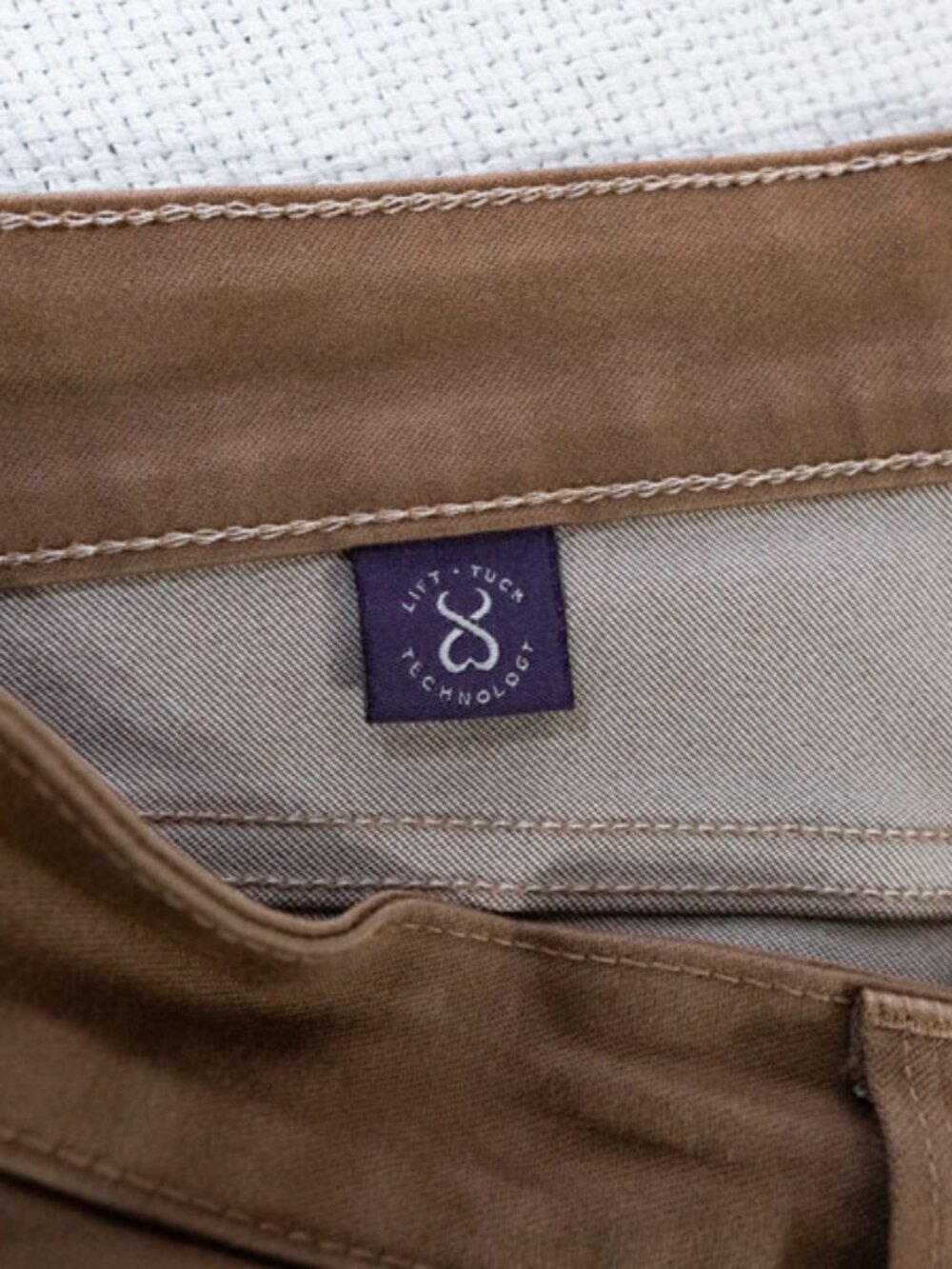 NYDJ Brown Stretch Legging Pants Size 10P Petite Slim Skinny Pull On Made USA - Picture 13 of 14